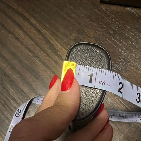 Authentic Burberry Black Sunglass Glasses Hard Case Brown Interior Unisex - Picture 10 of 11